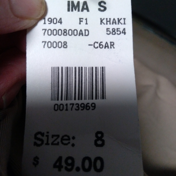 SAMANTHA EDWARDS TAN SHORTS. NWT. SIZE 8 - Picture 6 of 9